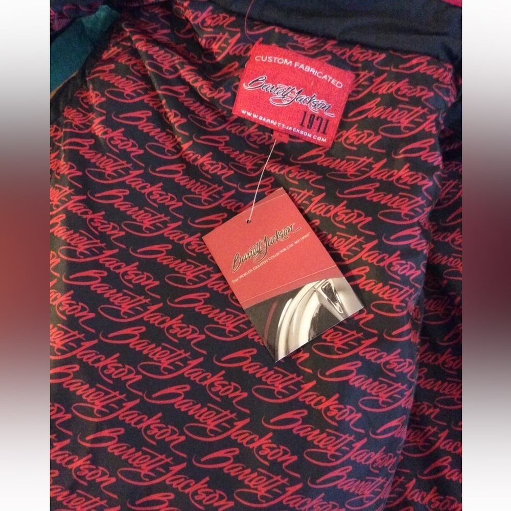 NWT Barrett Jackson Women’s Black/Red Zigzag Quilted Vest Sz Small - Picture 8 of 11